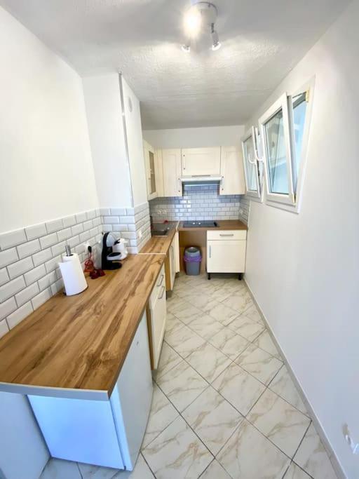 Appartement Spacieux 65M2, Avec Piscine Et Parking Fréjus Εξωτερικό φωτογραφία