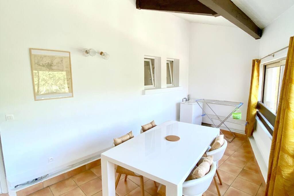 Appartement Spacieux 65M2, Avec Piscine Et Parking Fréjus Εξωτερικό φωτογραφία